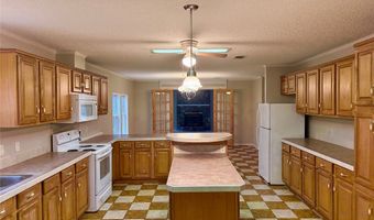 101 E Pointe Dr, Benton, LA 71006