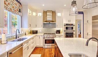 10 McPartland Way, East Greenwich, RI 02818