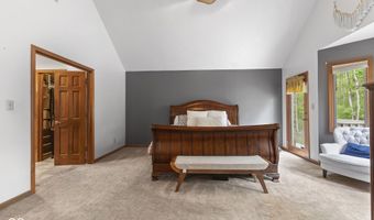 1126 Timber Climb Dr, Avon, IN 46123