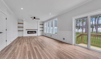 12 Outsail Ave, Barnegat, NJ 08005