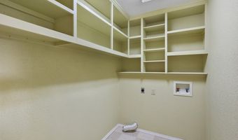 1006 E Ave I, Alpine, TX 79830