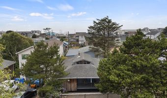 111 S DOLPHIN St, Rockaway Beach, OR 97136