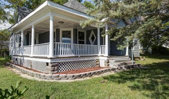 503 Mcnatt Ave, Aurora, MO 65605