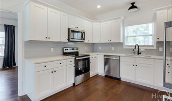 499 Little Oak St, Athens, GA 30601