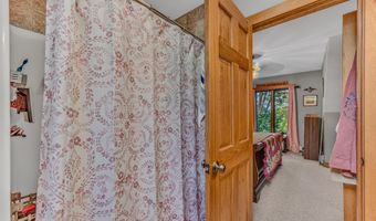 18 Armsby Cir, Campton, NH 03223