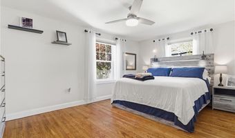 3811 Mendon Rd, Cumberland, RI 02864