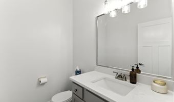 1811 SW Westview Dr, Ankeny, IA 50023