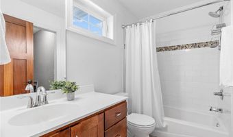 405 Riverside Cir, Anoka, MN 55303