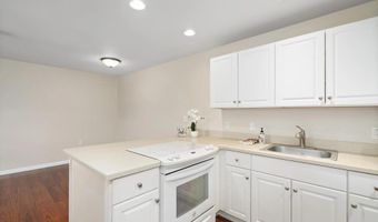 160 KEONEKAI Rd 14-202, Kihei, HI 96753