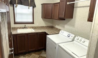 1277 RITCHIE Hwy 196, Arnold, MD 21012