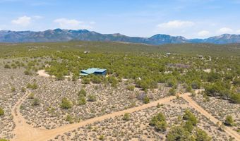 102 Spanish Peaks Rd, Arroyo Hondo, NM 87513