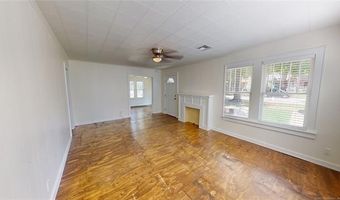 805 E 17th St, Ada, OK 74820