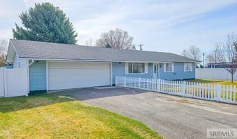 627 S Thelma Ave, Arco, ID 83213