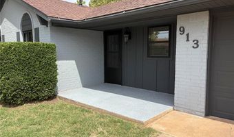 913 Hairston St, Altus, OK 73521