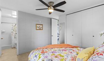 929 Ahana St 201, Honolulu, HI 96814