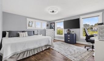9 Dudley Dr, Narragansett, RI 02882