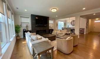335 Stonehouse Dr, Apex, NC 27523