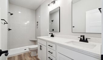 1301 Berkshire Ln, North Liberty, IA 52317