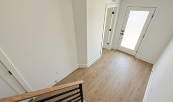 33 LOWER SERVICE Ct NW, Washington, DC 20001