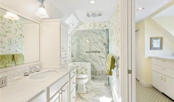 315 Ocean Ave, Newport, RI 02840