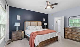 104 Shadows Lawn Dr, Athens, TN 37303