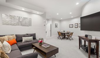 736 W Smuggler St, Aspen, CO 81611