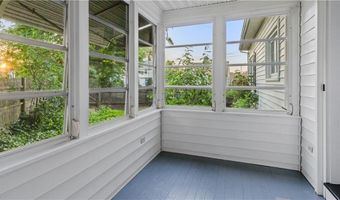 20 Bowen St, East Providence, RI 02916