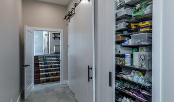 83 Thomson Rd, Bethlehem, CT 06751