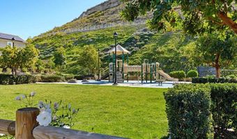 21572 Saddle Bred Ln, Escondido, CA 92029
