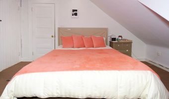 435 Cabot St B, Beverly, MA 01915