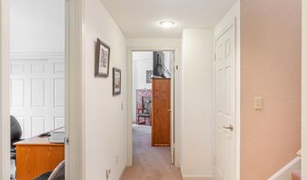 2016 Stonefield Ln, Santa Rosa, CA 95403