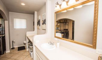 812 1st St, Abernathy, TX 79311