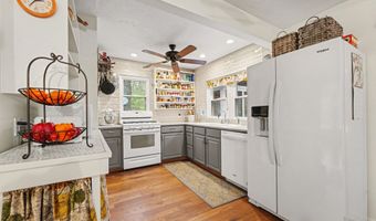 107 W Stillwater Ave, Beverly Shores, IN 46301