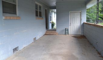 426 Albert St, Bishopville, SC 29010