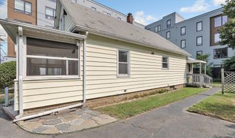 850 Brewster St, Bridgeport, CT 06605