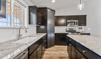 3455 E RUBYRED Dr, Appleton, WI 54913