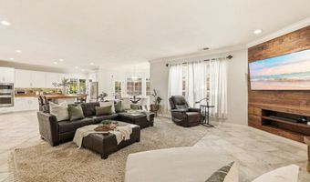2110 Campo Pl, Escondido, CA 92027