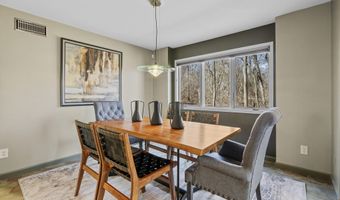 5557 N Territorial Rd, Ann Arbor, MI 48105