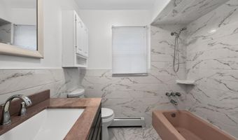 41 EDWARDS Ct 2, Bayonne, NJ 07002