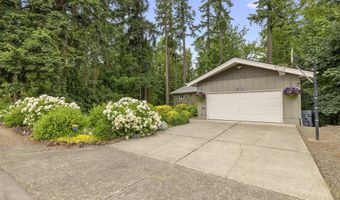 13063 BROOKSIDE Dr, Aurora, OR 97002