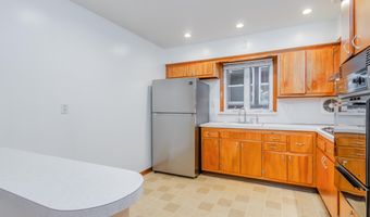 180 W 3RD St, Bayonne, NJ 07002