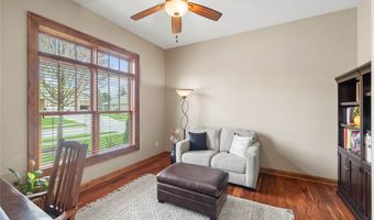 904 Eagle Creek Blvd SW, Altoona, IA 50009