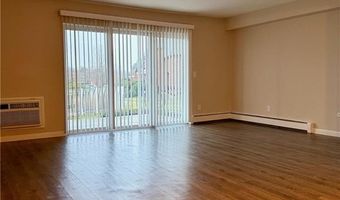3 Admiralty Dr 3-3, Middletown, RI 02842