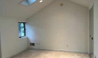 8904 GRANT St, Bethesda, MD 20817