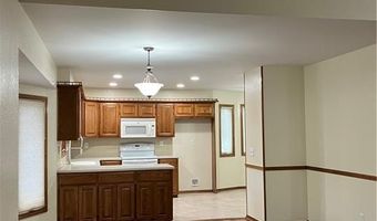 21 Farnham Dr, Bella Vista, AR 72714