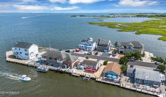 281 Sandlewood Dr, Bayville, NJ 08721