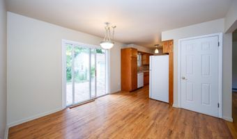 1031 N Maple Rd, Ann Arbor, MI 48103