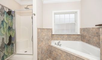 15208 Lisa Dr, Biloxi, MS 39532