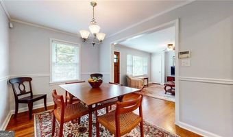 2461 Woodridge, Decatur, GA 30033