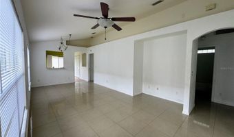 7406 OXFORD GARDEN Cir, Apollo Beach, FL 33572